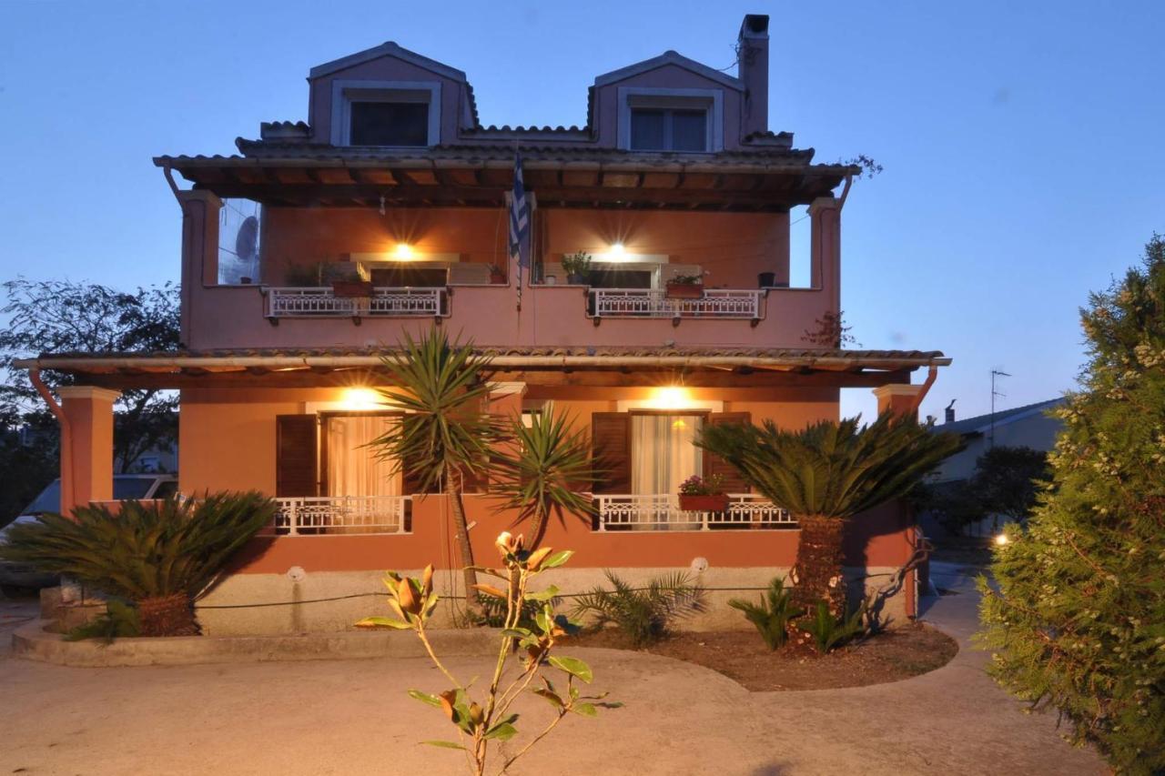 Kloudas Apartments Potamós 外观 照片